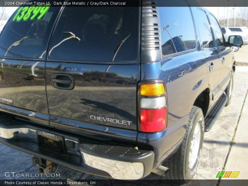 Dark Blue Metallic / Gray/Dark Charcoal 2004 Chevrolet Tahoe LS