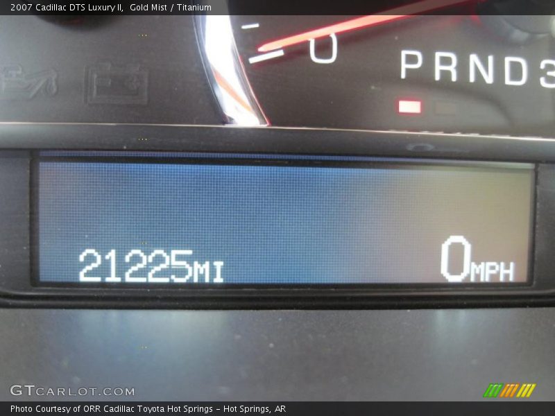 Gold Mist / Titanium 2007 Cadillac DTS Luxury II