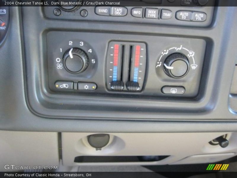 Dark Blue Metallic / Gray/Dark Charcoal 2004 Chevrolet Tahoe LS