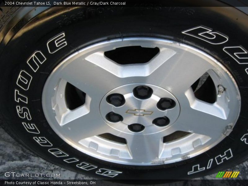 Dark Blue Metallic / Gray/Dark Charcoal 2004 Chevrolet Tahoe LS
