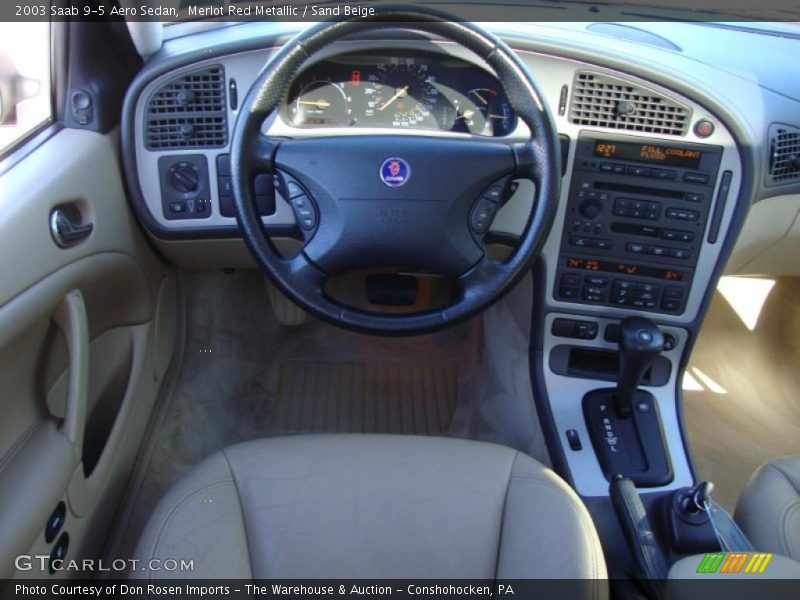 Dashboard of 2003 9-5 Aero Sedan