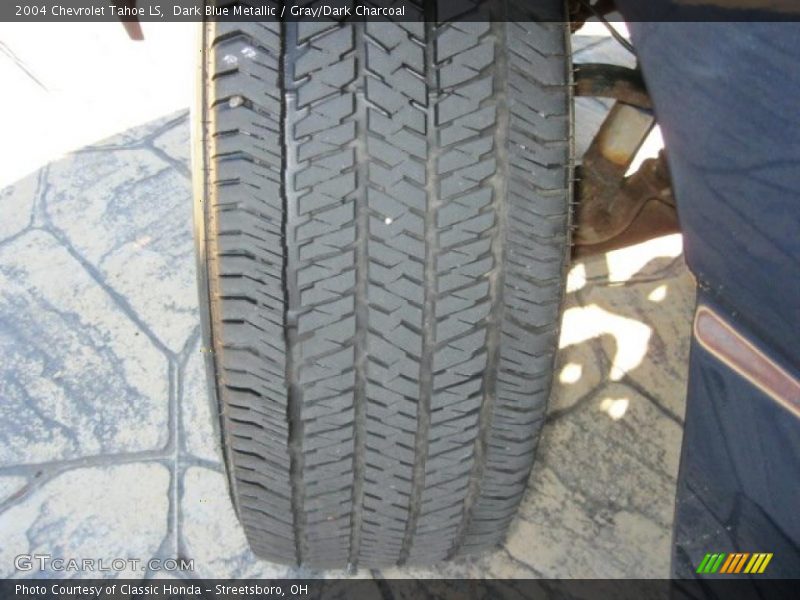 Dark Blue Metallic / Gray/Dark Charcoal 2004 Chevrolet Tahoe LS