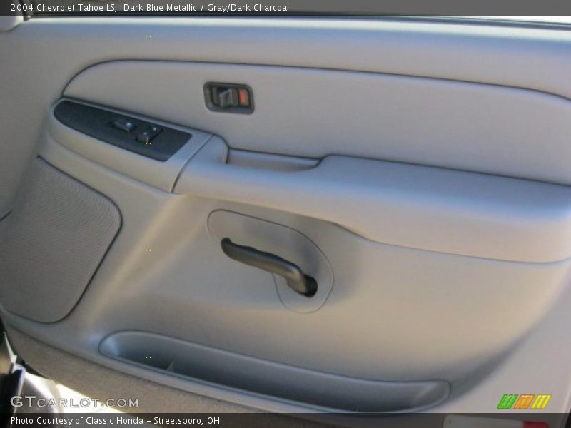 Dark Blue Metallic / Gray/Dark Charcoal 2004 Chevrolet Tahoe LS