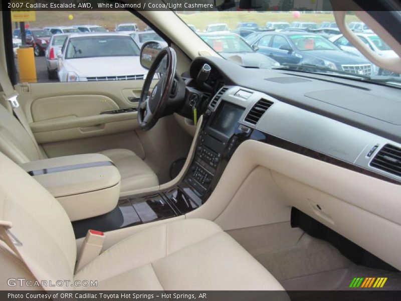 White Diamond / Cocoa/Light Cashmere 2007 Cadillac Escalade AWD