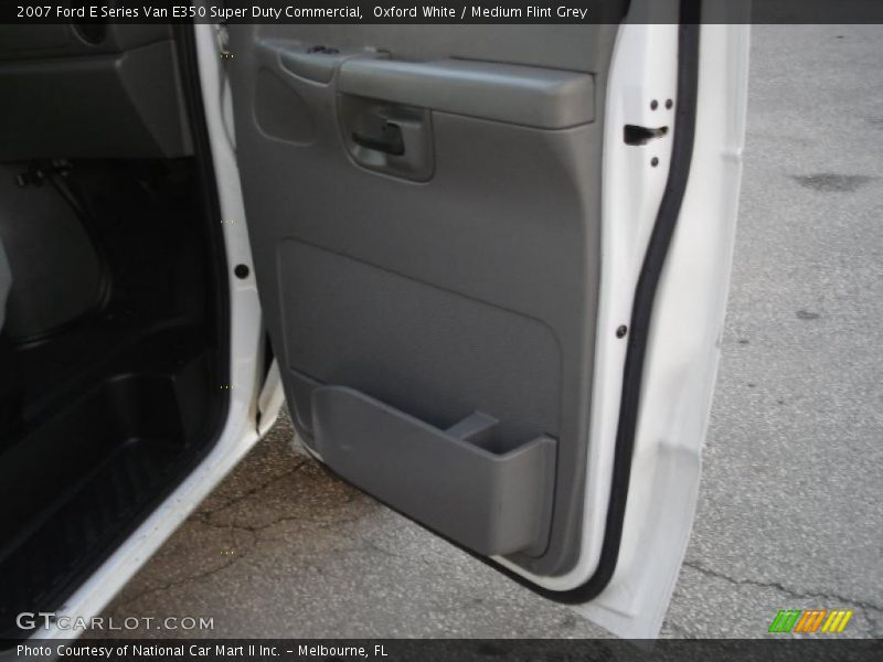 Oxford White / Medium Flint Grey 2007 Ford E Series Van E350 Super Duty Commercial