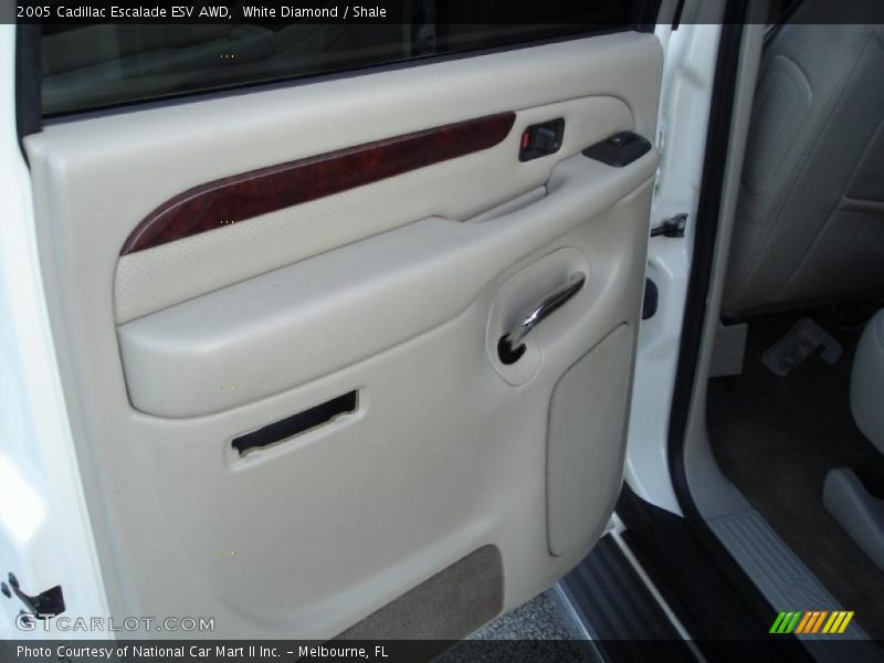 White Diamond / Shale 2005 Cadillac Escalade ESV AWD