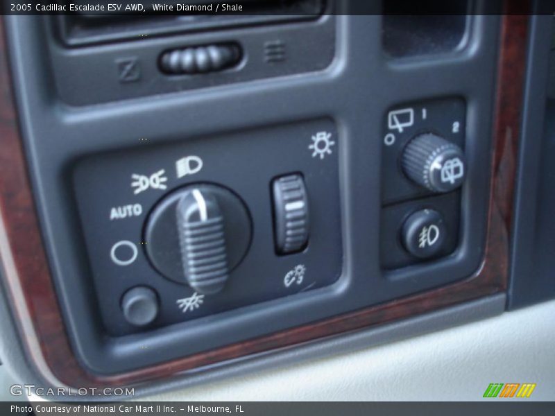 White Diamond / Shale 2005 Cadillac Escalade ESV AWD