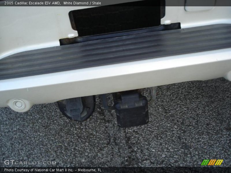 White Diamond / Shale 2005 Cadillac Escalade ESV AWD