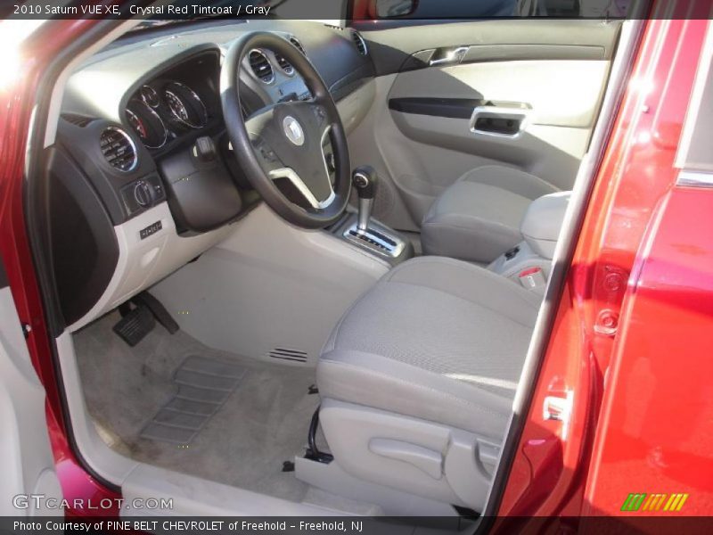 Crystal Red Tintcoat / Gray 2010 Saturn VUE XE