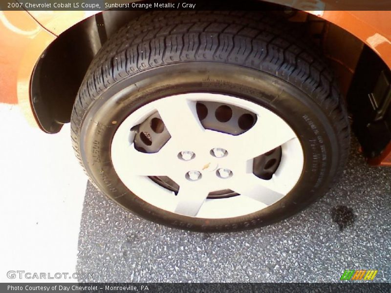 Sunburst Orange Metallic / Gray 2007 Chevrolet Cobalt LS Coupe