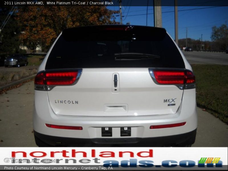 White Platinum Tri-Coat / Charcoal Black 2011 Lincoln MKX AWD