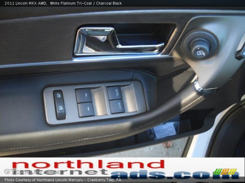 White Platinum Tri-Coat / Charcoal Black 2011 Lincoln MKX AWD