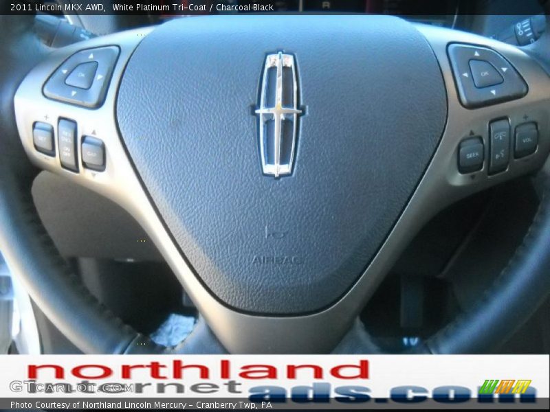 White Platinum Tri-Coat / Charcoal Black 2011 Lincoln MKX AWD