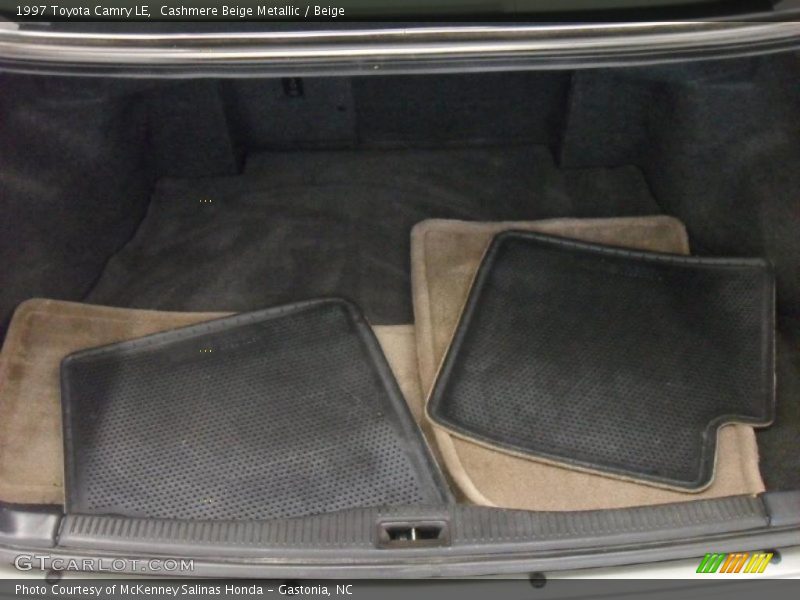 Cashmere Beige Metallic / Beige 1997 Toyota Camry LE