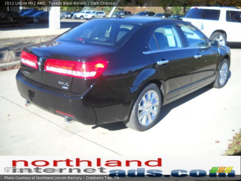 Tuxedo Black Metallic / Dark Charcoal 2011 Lincoln MKZ AWD