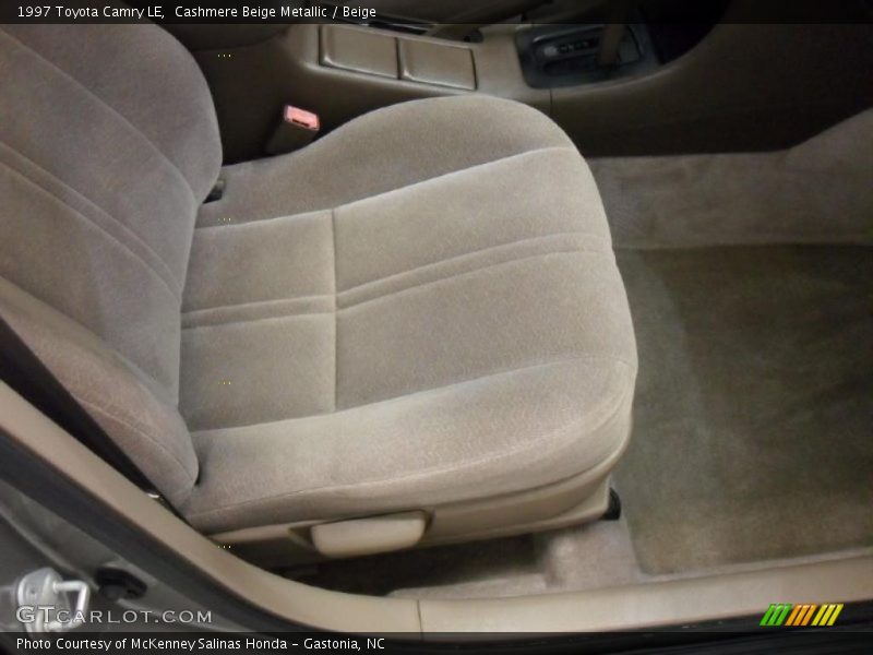 Cashmere Beige Metallic / Beige 1997 Toyota Camry LE