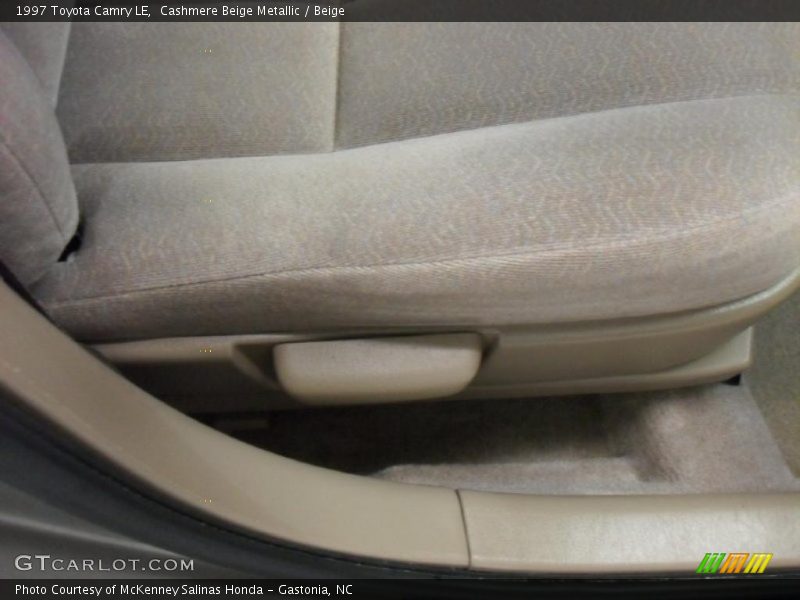 Cashmere Beige Metallic / Beige 1997 Toyota Camry LE