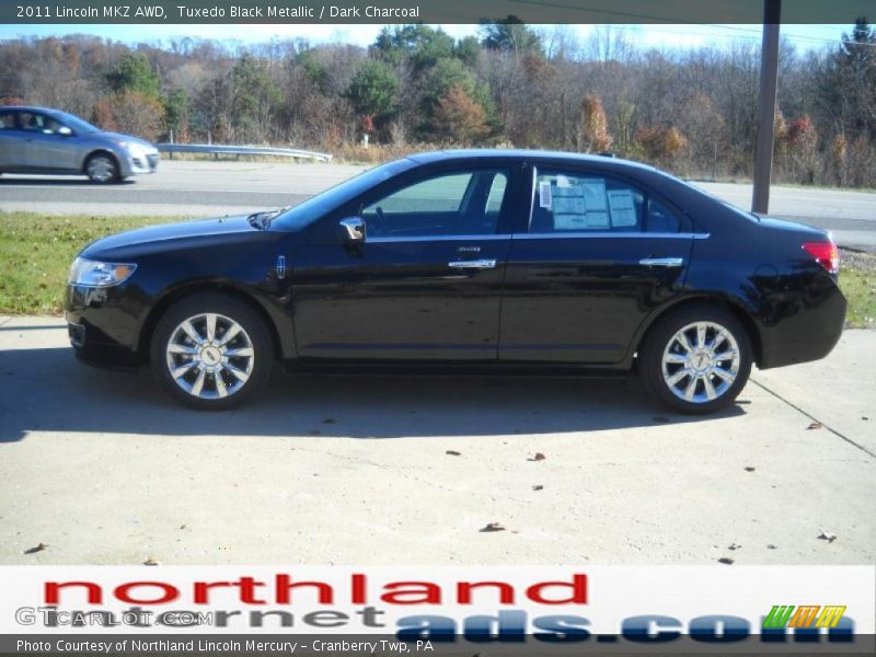 Tuxedo Black Metallic / Dark Charcoal 2011 Lincoln MKZ AWD