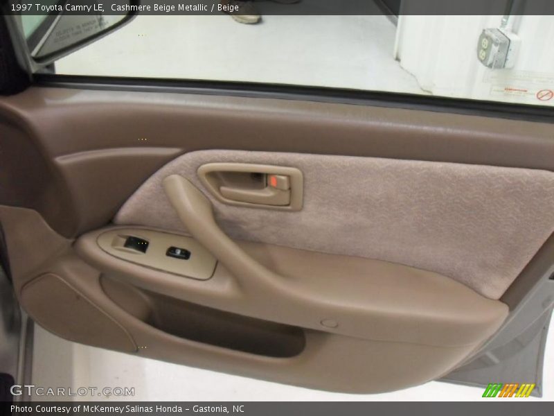 Cashmere Beige Metallic / Beige 1997 Toyota Camry LE