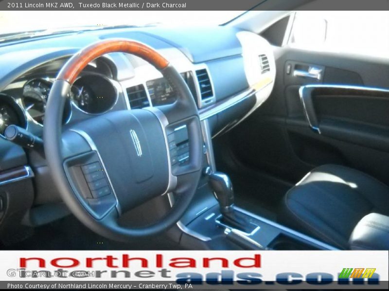Tuxedo Black Metallic / Dark Charcoal 2011 Lincoln MKZ AWD