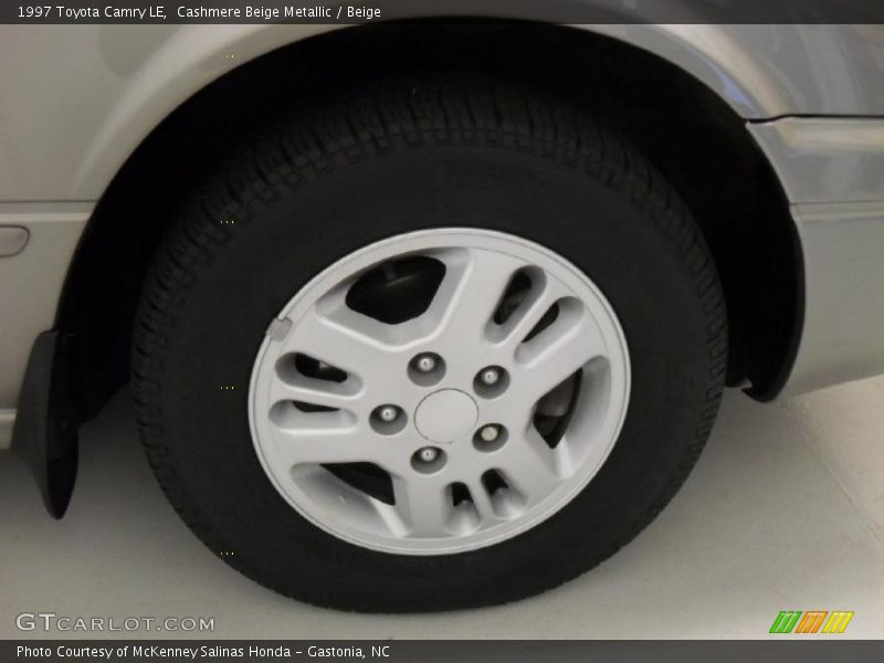 Cashmere Beige Metallic / Beige 1997 Toyota Camry LE