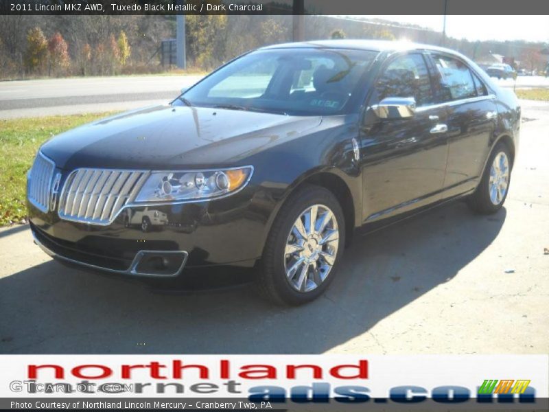 Tuxedo Black Metallic / Dark Charcoal 2011 Lincoln MKZ AWD