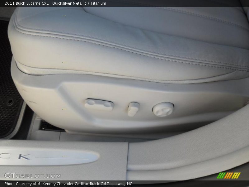Quicksilver Metallic / Titanium 2011 Buick Lucerne CXL