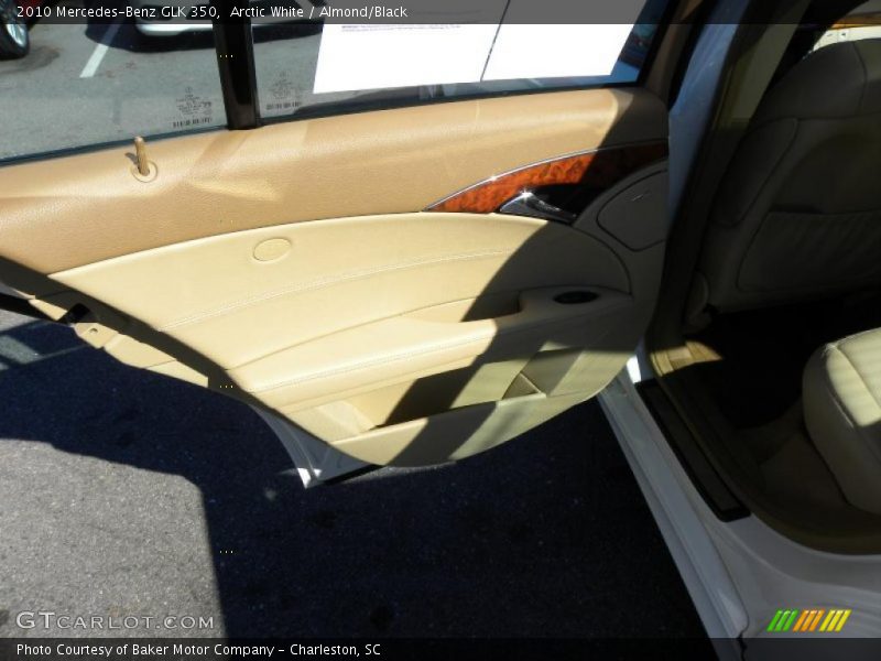 Arctic White / Almond/Black 2010 Mercedes-Benz GLK 350