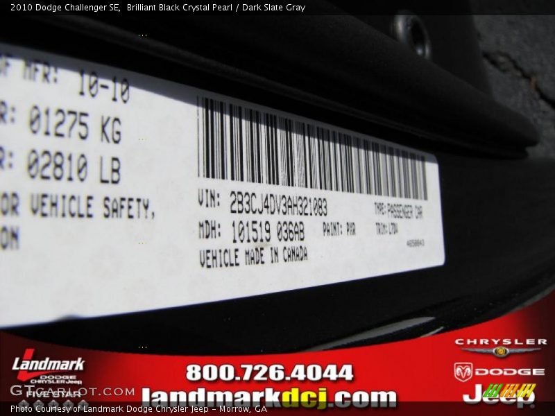 Brilliant Black Crystal Pearl / Dark Slate Gray 2010 Dodge Challenger SE