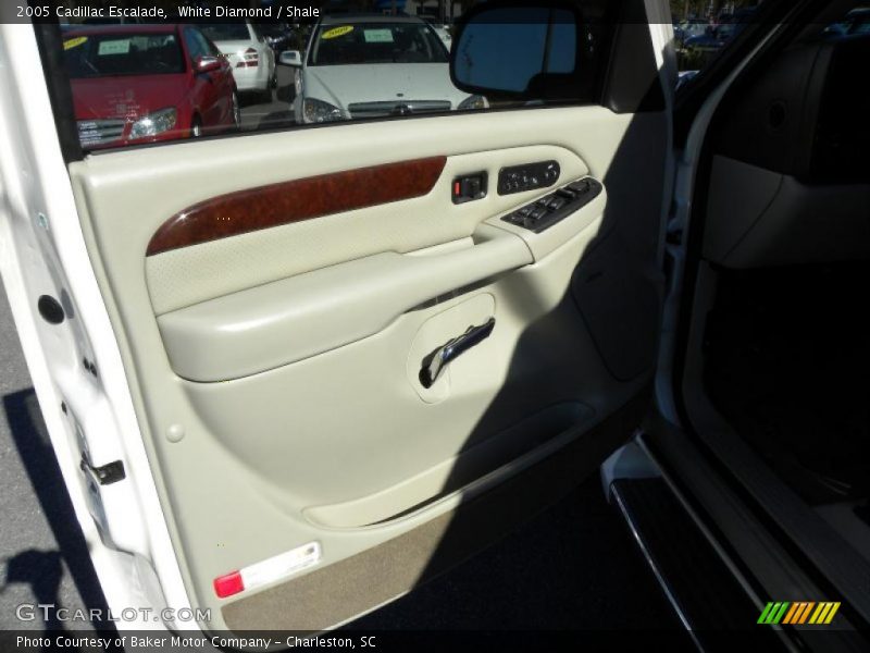 White Diamond / Shale 2005 Cadillac Escalade
