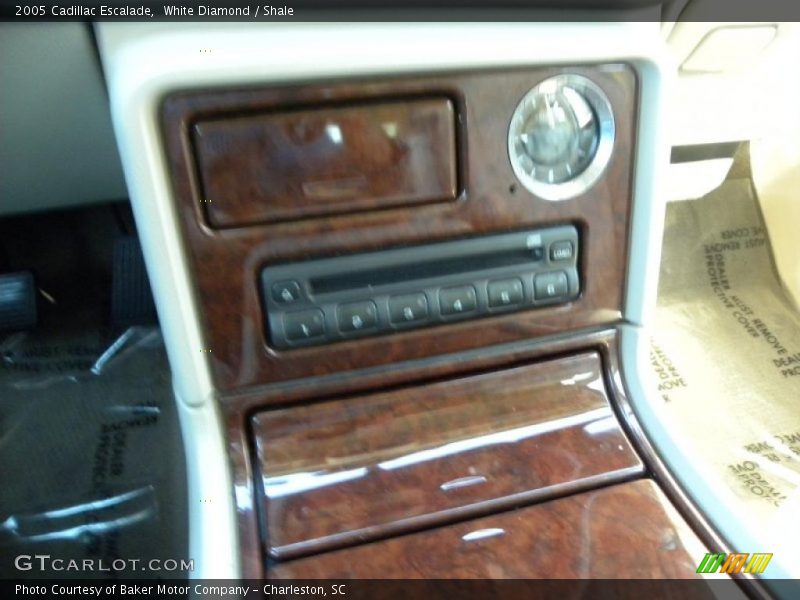 White Diamond / Shale 2005 Cadillac Escalade