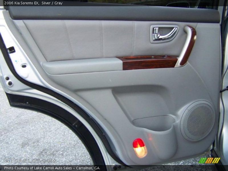 Silver / Gray 2006 Kia Sorento EX