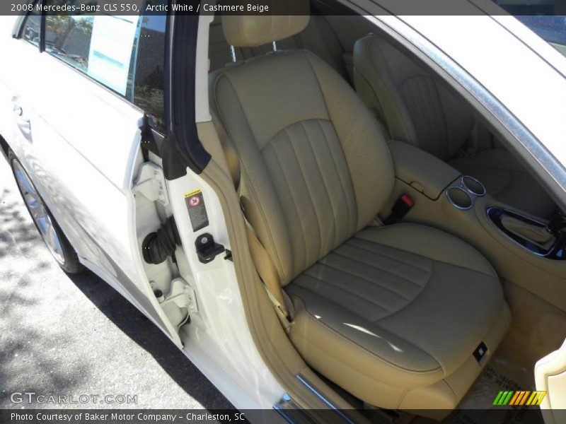 Arctic White / Cashmere Beige 2008 Mercedes-Benz CLS 550