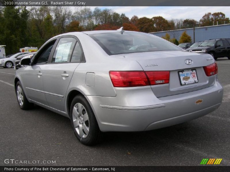 Radiant Silver / Gray 2010 Hyundai Sonata GLS