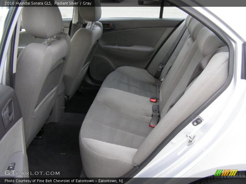 Radiant Silver / Gray 2010 Hyundai Sonata GLS