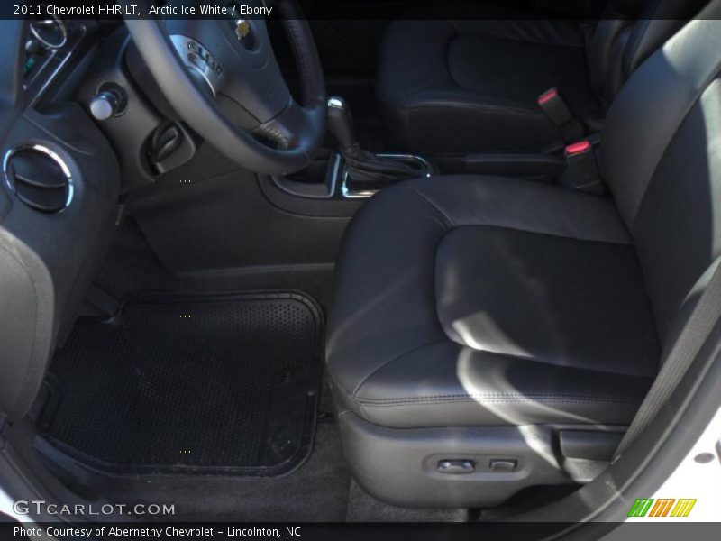 Arctic Ice White / Ebony 2011 Chevrolet HHR LT