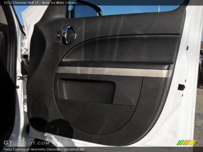 Arctic Ice White / Ebony 2011 Chevrolet HHR LT