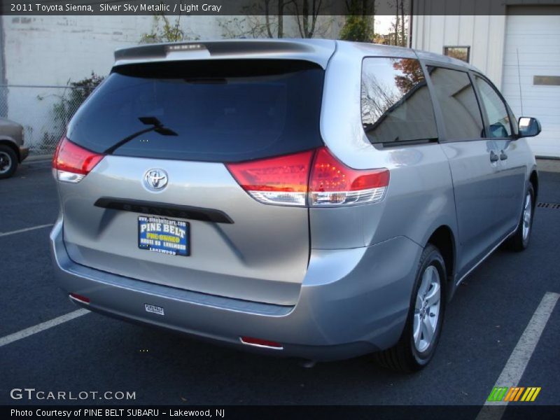  2011 Sienna  Silver Sky Metallic