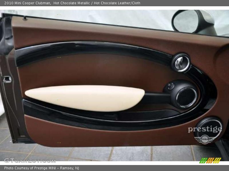 Hot Chocolate Metallic / Hot Chocolate Leather/Cloth 2010 Mini Cooper Clubman