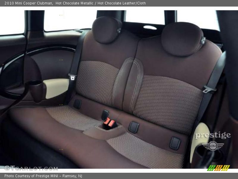 Hot Chocolate Metallic / Hot Chocolate Leather/Cloth 2010 Mini Cooper Clubman