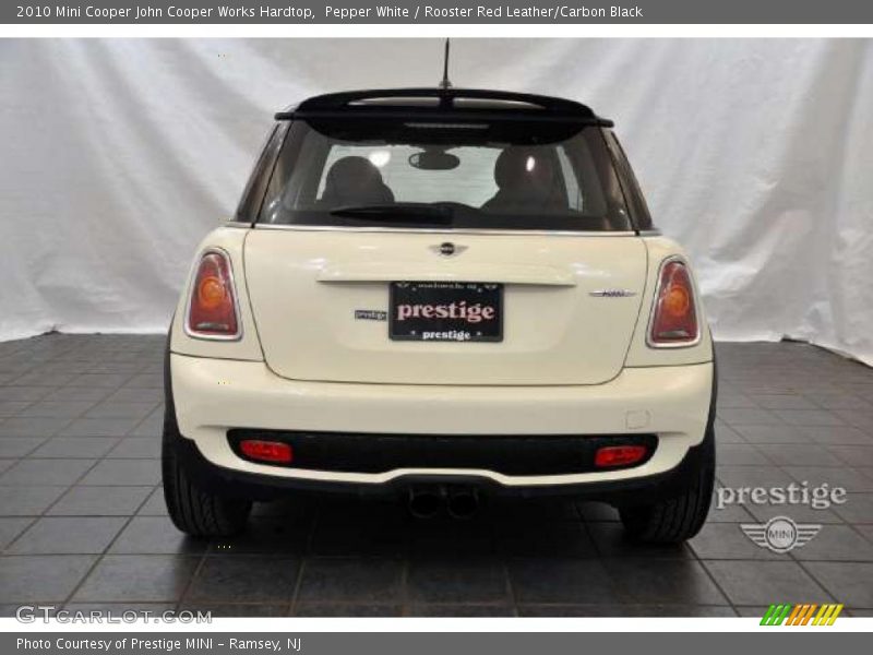 Pepper White / Rooster Red Leather/Carbon Black 2010 Mini Cooper John Cooper Works Hardtop