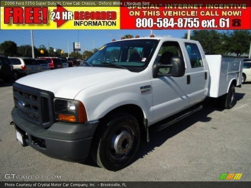 Oxford White / Medium Flint 2006 Ford F350 Super Duty XL Crew Cab Chassis