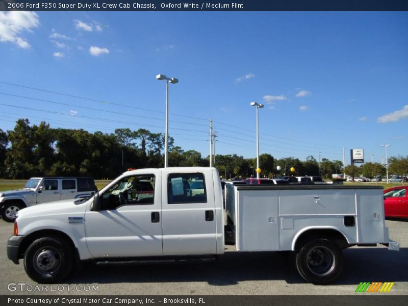  2006 F350 Super Duty XL Crew Cab Chassis Oxford White