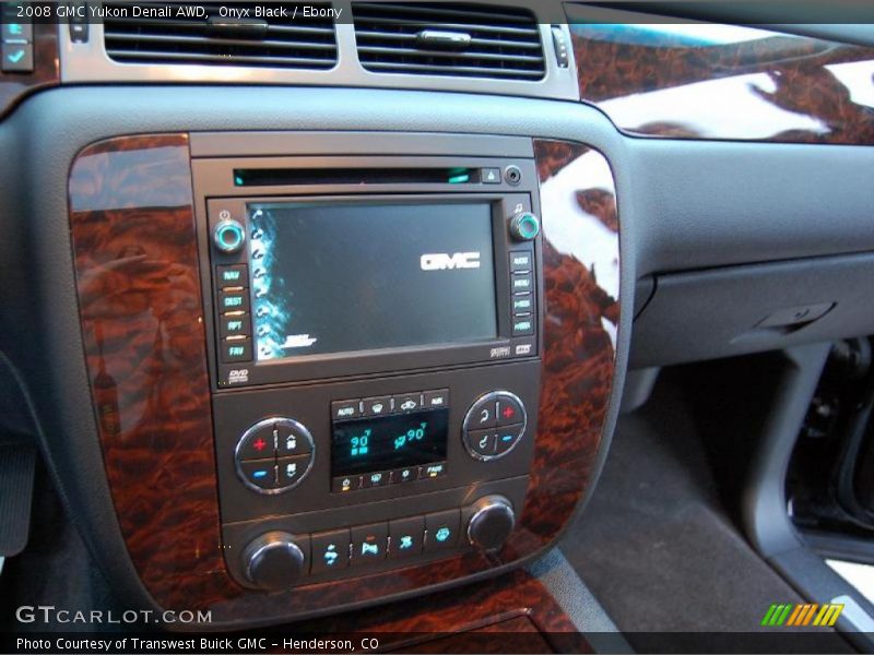 Controls of 2008 Yukon Denali AWD