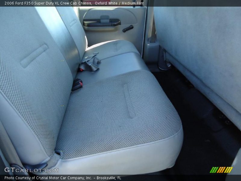 2006 F350 Super Duty XL Crew Cab Chassis Medium Flint Interior