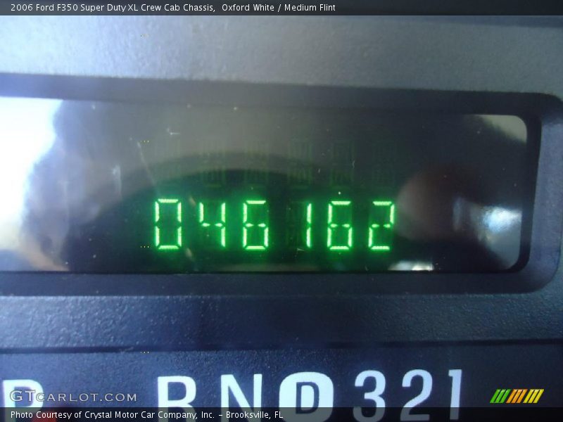 Oxford White / Medium Flint 2006 Ford F350 Super Duty XL Crew Cab Chassis
