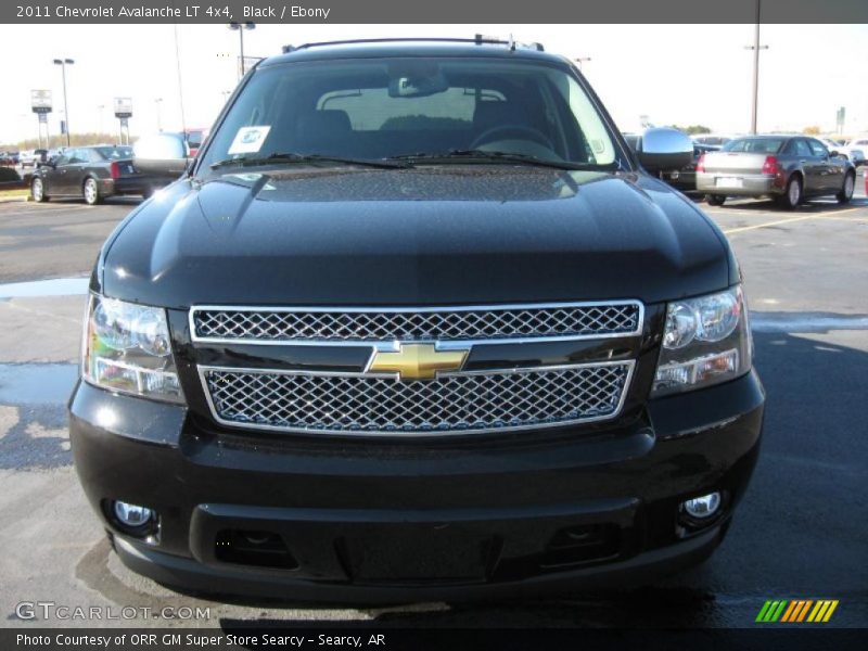 Black / Ebony 2011 Chevrolet Avalanche LT 4x4