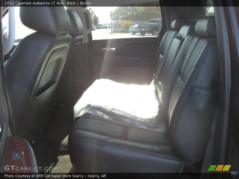 Black / Ebony 2011 Chevrolet Avalanche LT 4x4