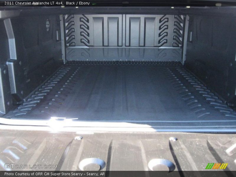 Black / Ebony 2011 Chevrolet Avalanche LT 4x4