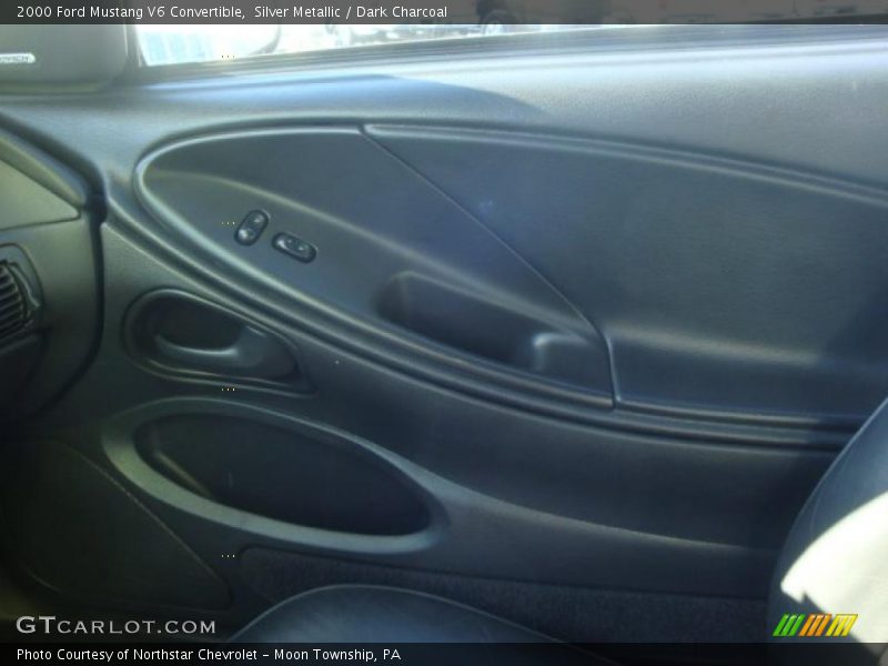 Silver Metallic / Dark Charcoal 2000 Ford Mustang V6 Convertible